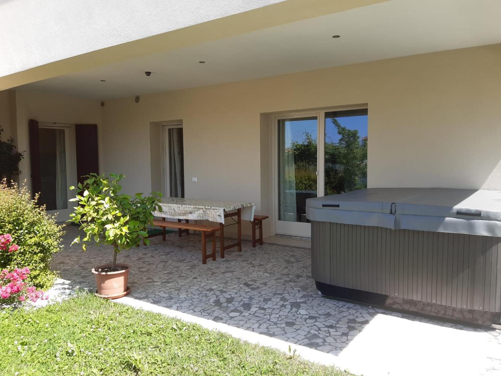 Apartment Conte Borso del Grappa Rum bild